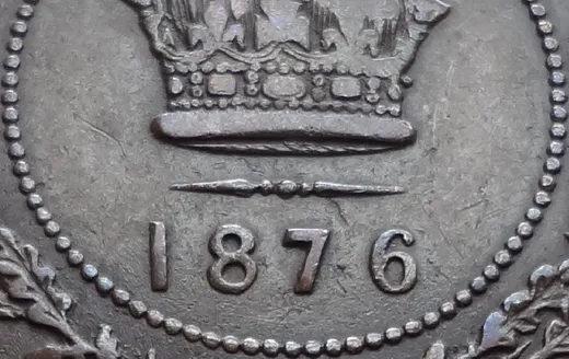 Medium Date, Low 76, Wire Border Spur